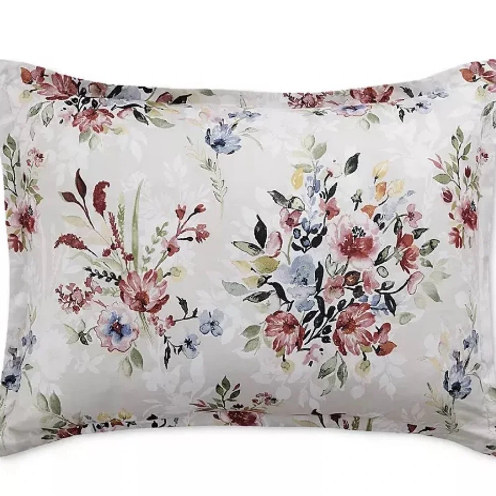 NWT Elegant Full / Queen Floral Comforter Set - White and Pink